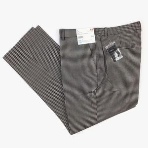 Uniqlo Women’s Office High-Waisted Cropped Pants